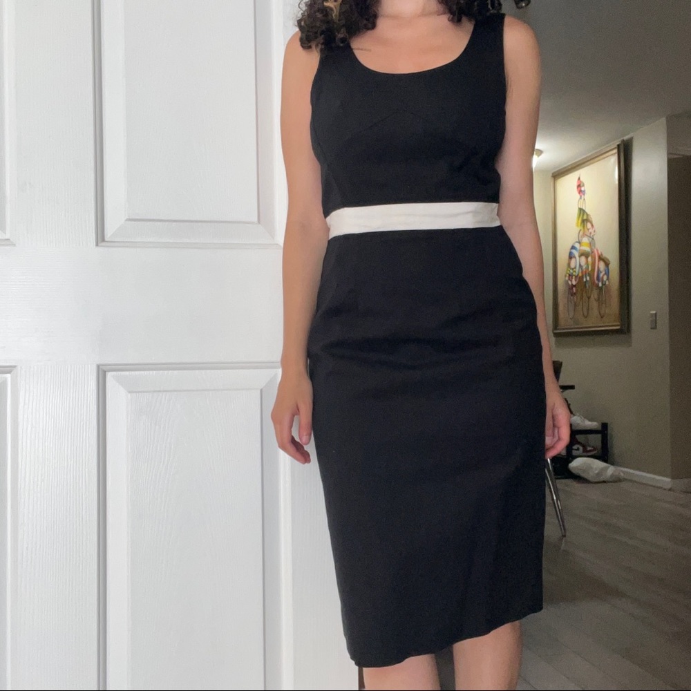 club monaco midi sleeveless scoop neck dress